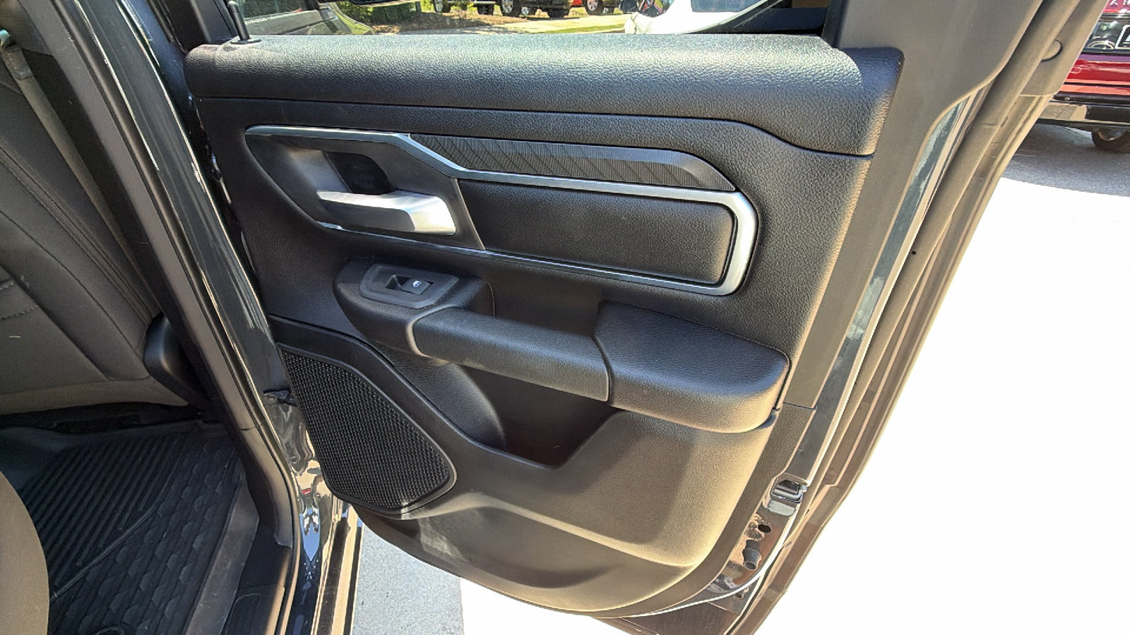 Used 2025 RAM 1500 Big Horn AWD/4WD image 19