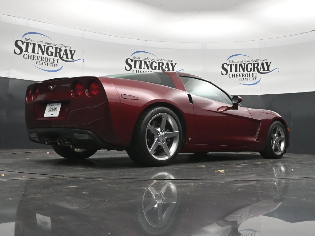 Used 2006 Chevrolet Corvette Coupe w/ Preferred Equipment Group RWD image 32