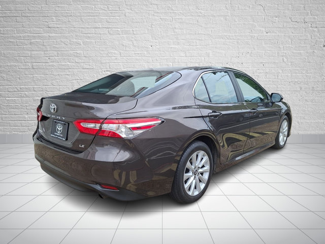 Used 2018 Toyota Camry LE FWD image 6