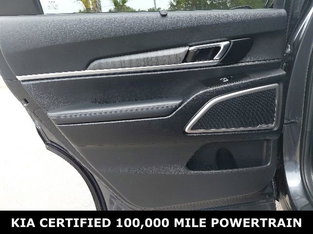 Certified 2024 Kia Telluride EX w/ EX Captain's Chair Package FWD image 25