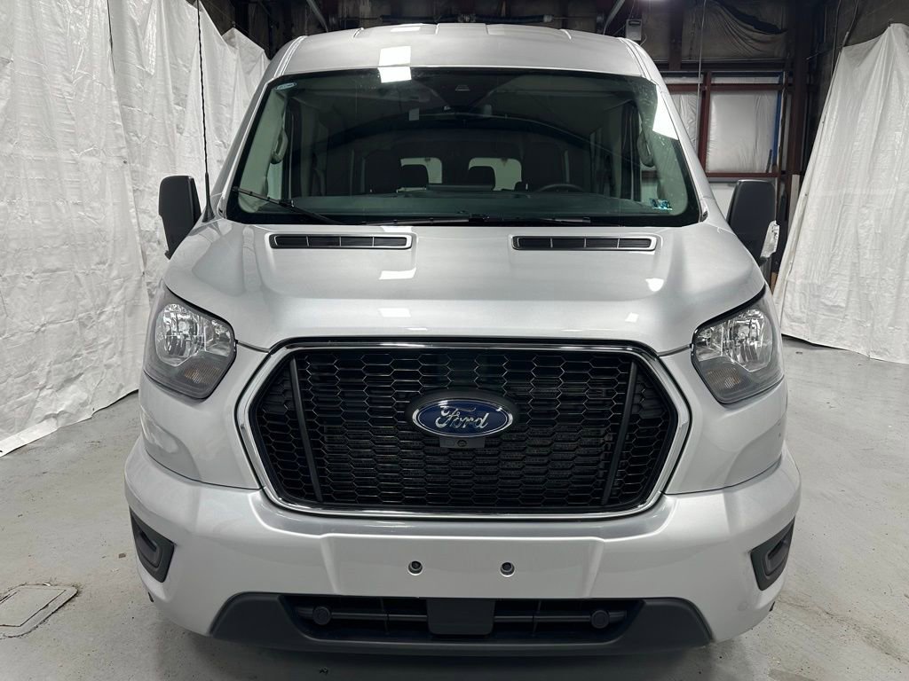 Used 2025 Ford Transit 350 XLT image 2