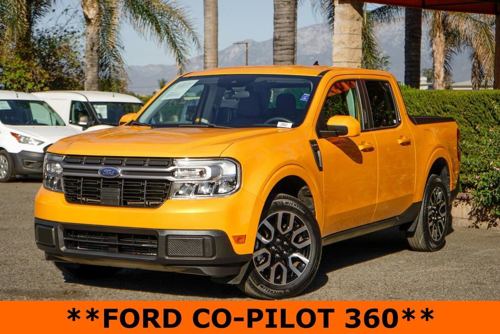 Used 2023 Ford Maverick Lariat w/ Lariat Luxury Package image 4