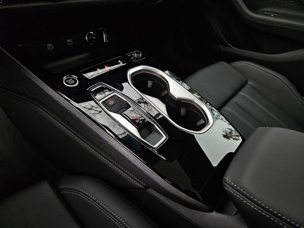 New 2026 Audi A6 Premium Plus AWD/4WD image 14