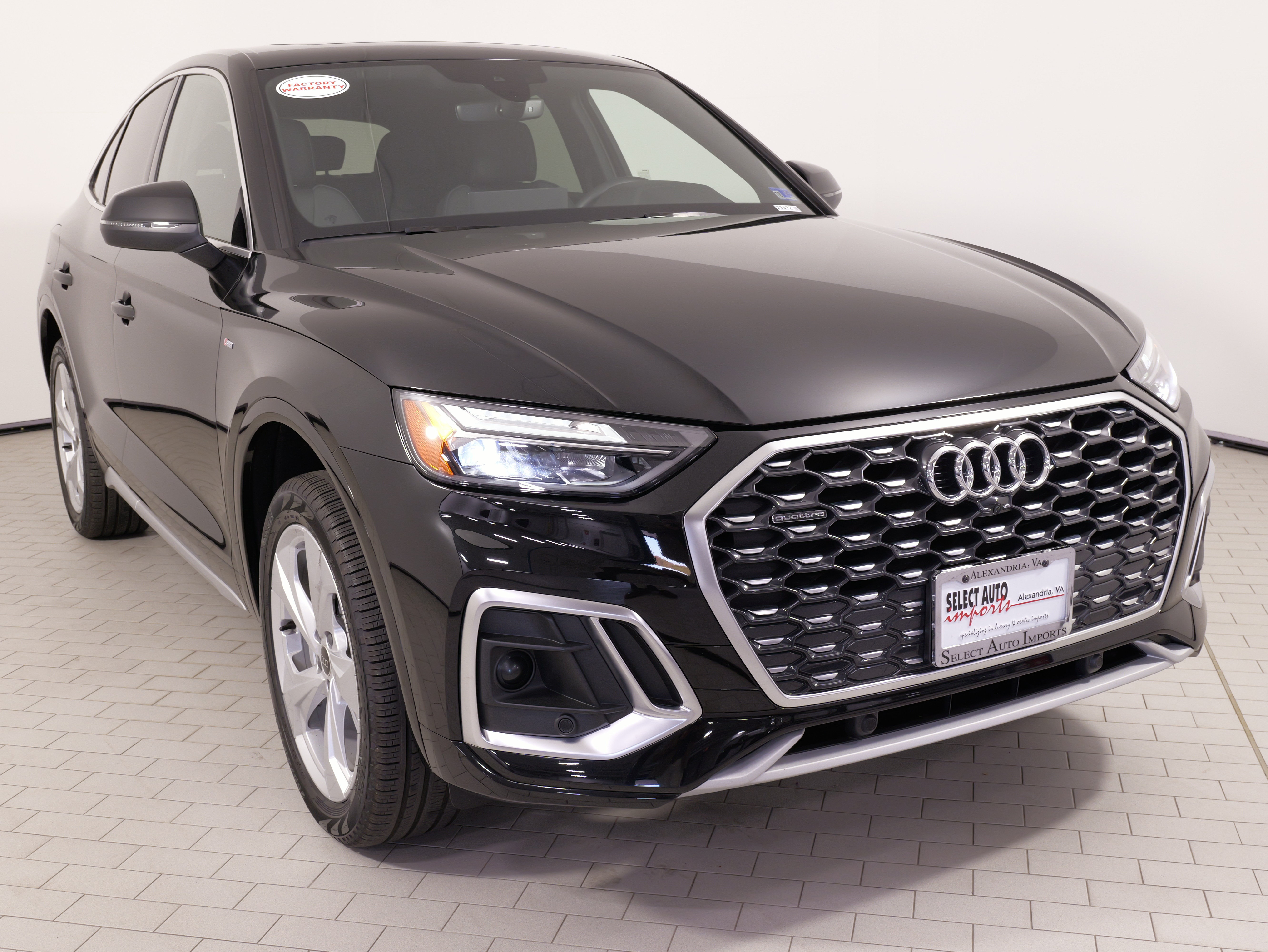 Used 2025 Audi Q5 2.0T Premium Plus w/ Premium Plus Package AWD/4WD image 6