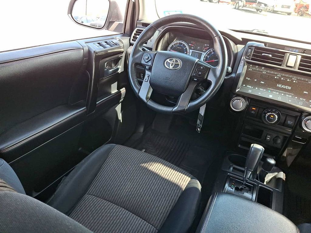 Used 2015 Toyota 4Runner Trail AWD/4WD image 15