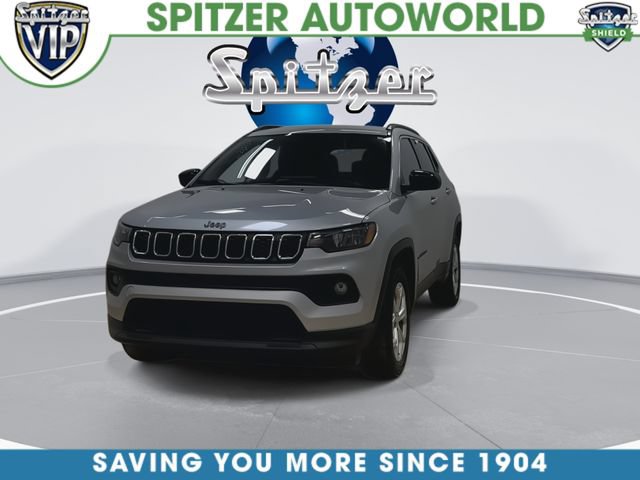 Used 2024 Jeep Compass Latitude AWD/4WD image 4