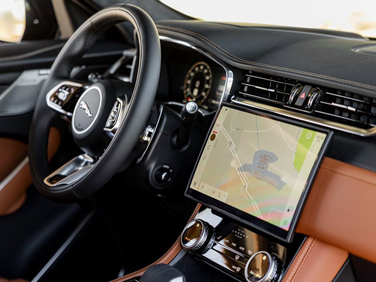 New 2026 Jaguar F-PACE R-Dynamic S image 30