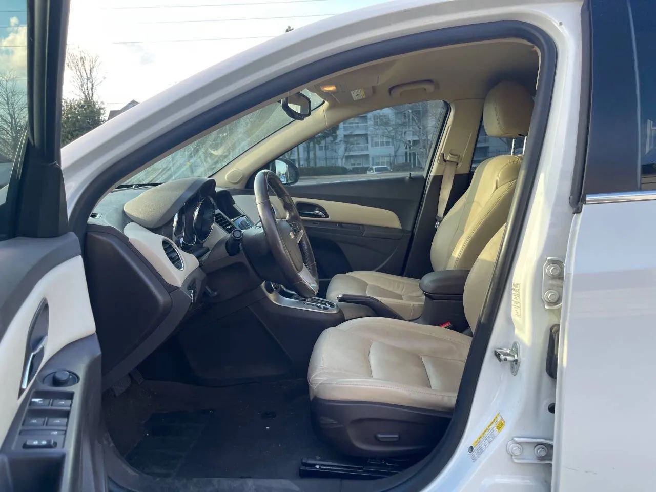 Used 2016 Chevrolet Cruze LTZ image 15