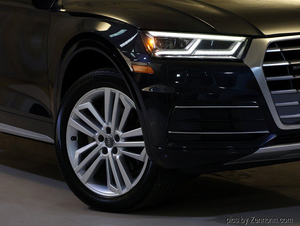 Used 2018 Audi Q5 2.0T Premium Plus w/ Premium Plus Package AWD/4WD image 3