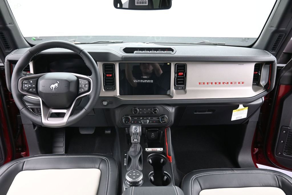 New 2026 Ford Bronco Outer Banks AWD/4WD image 14