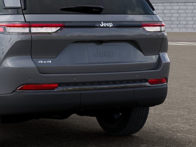 New 2027 Jeep Grand Cherokee Laredo X AWD/4WD image 13
