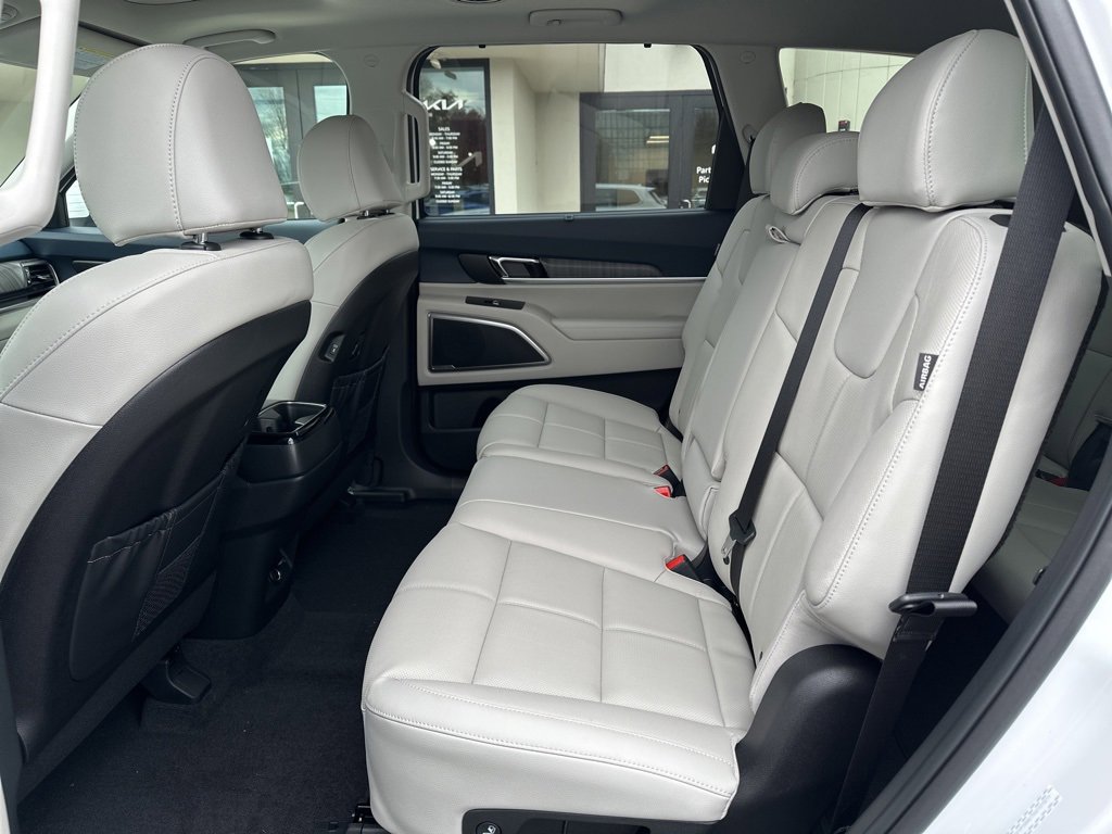 New 2025 Kia Telluride EX image 21