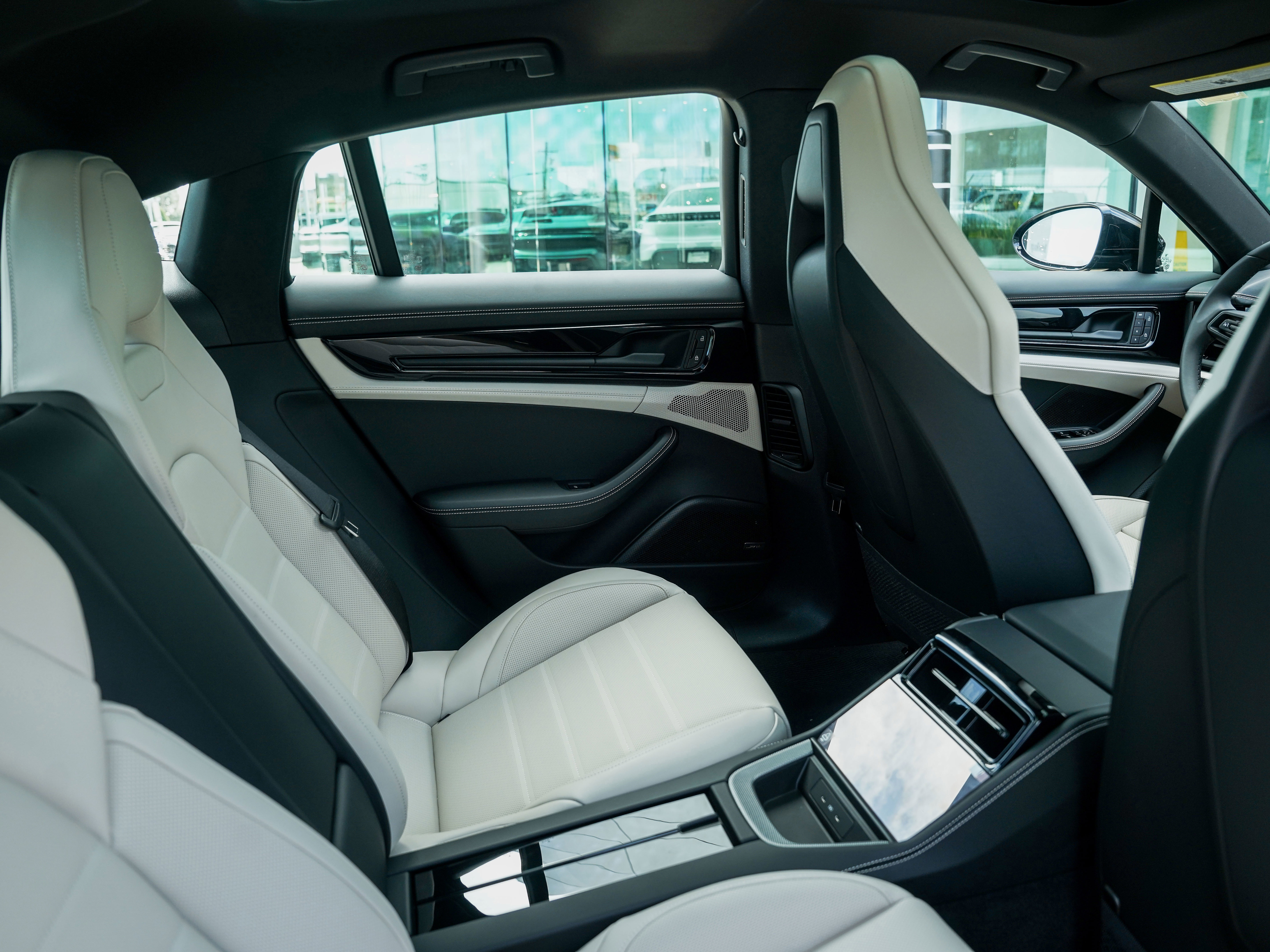 New 2026 Porsche Panamera 4 image 31