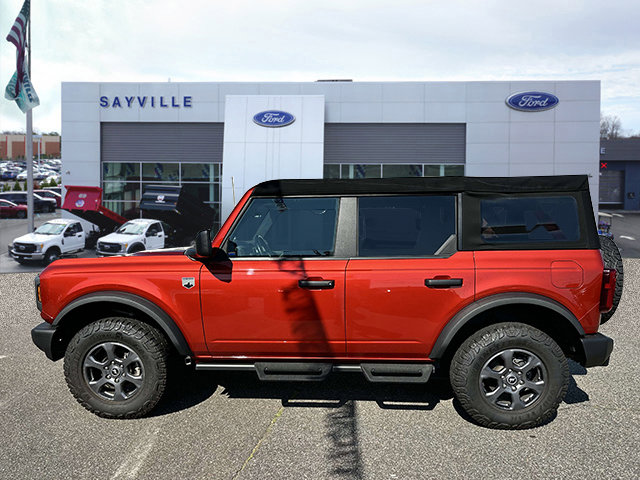 Used 2023 Ford Bronco Big Bend image 2