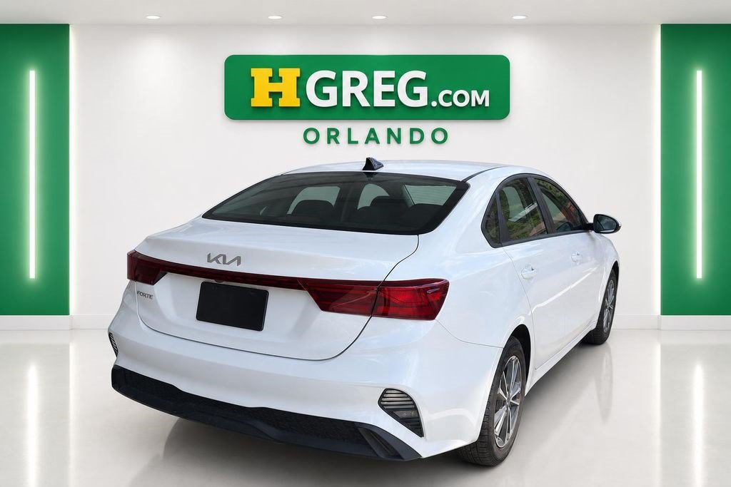 Used 2022 Kia Forte LXS FWD image 6