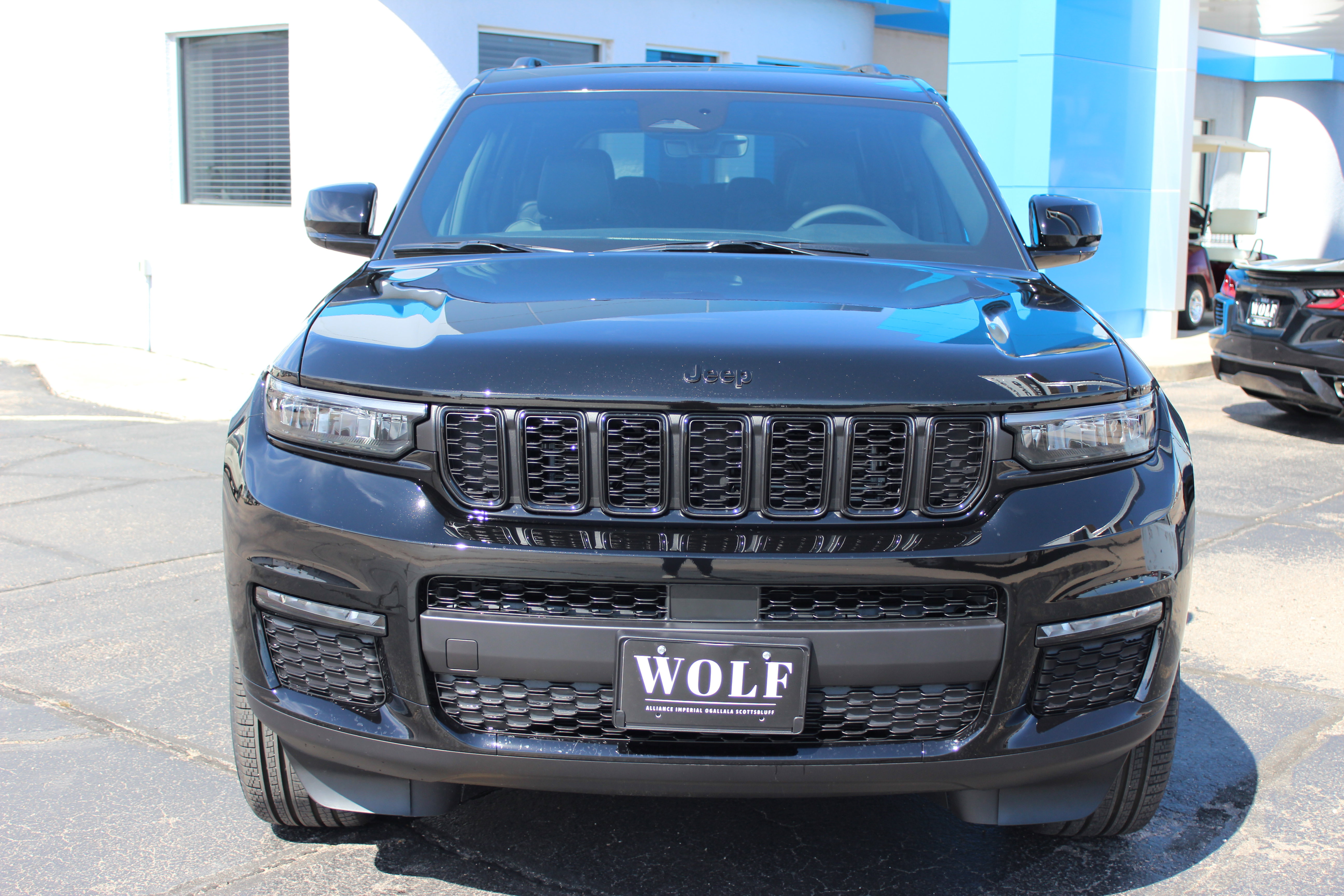 New 2025 Jeep Grand Cherokee L Limited w/ Black Appearance Package image 5