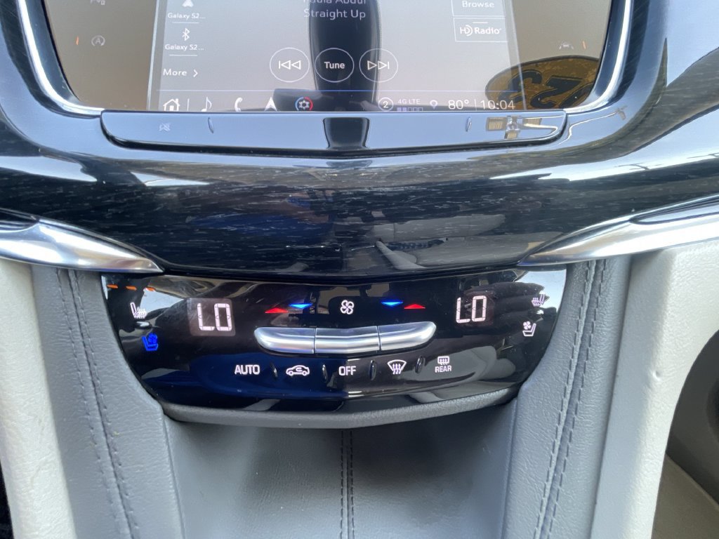 Certified 2023 Cadillac XT6 Premium Luxury w/ Technology Package FWD image 36