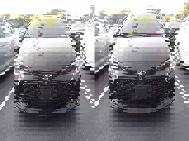 Used 2025 Toyota Corolla SE image 2