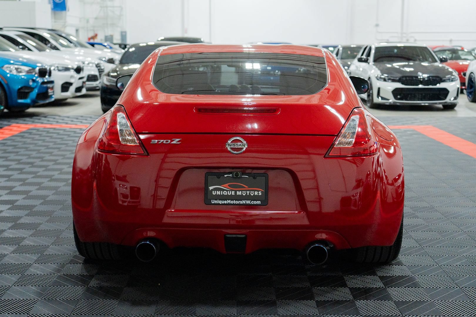 Used 2016 Nissan 370Z Coupe RWD image 5