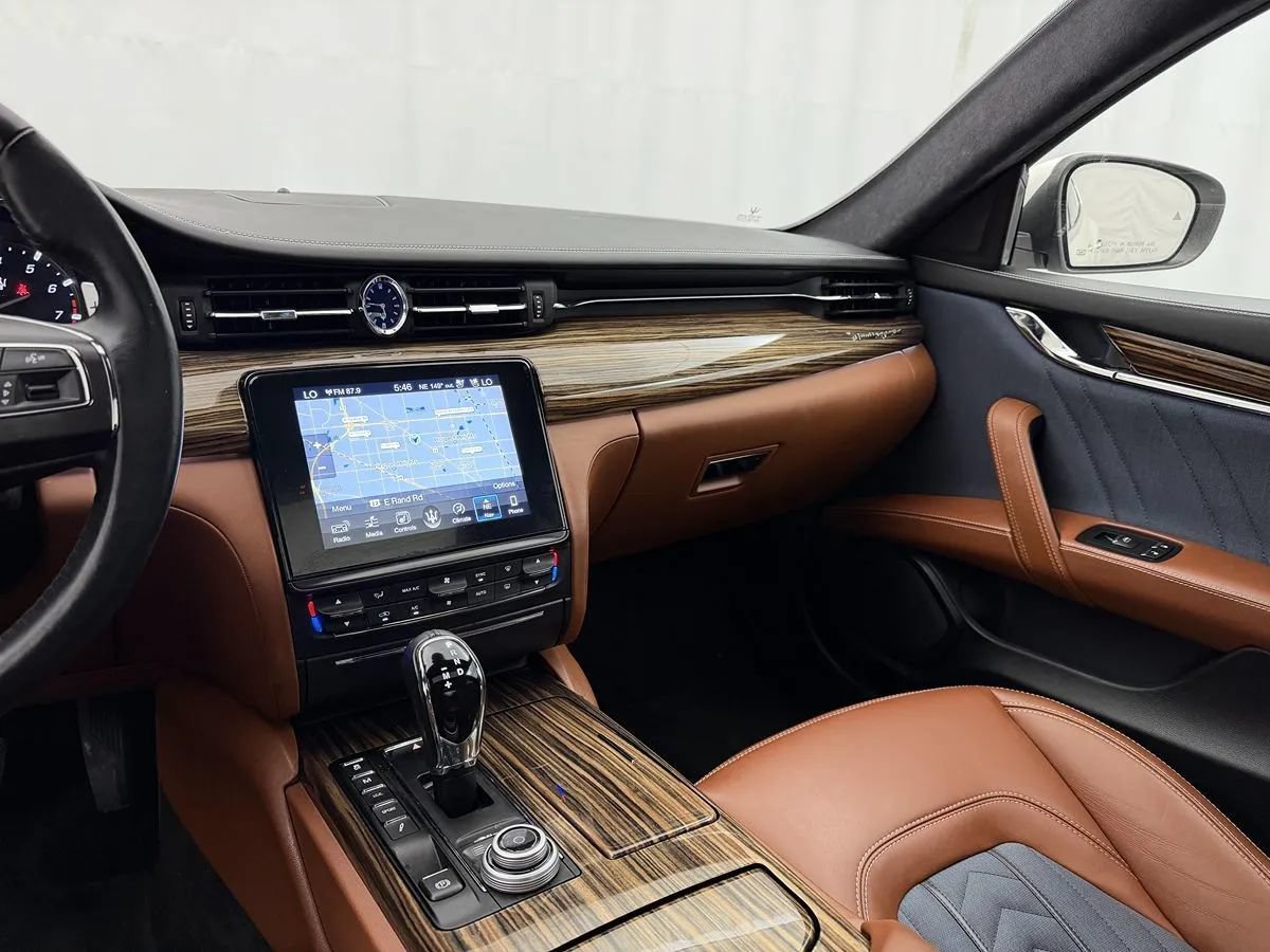 Used 2017 Maserati Quattroporte S GranLusso Q4 AWD/4WD image 17