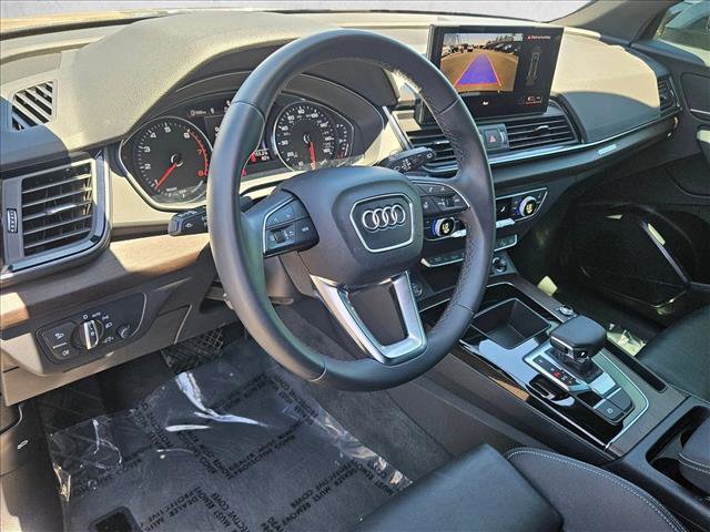 Certified 2023 Audi Q5 2.0T Premium w/ Convenience Package AWD/4WD image 10