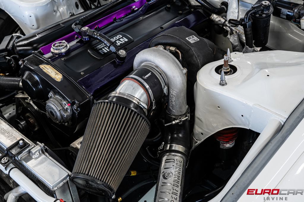 Used 1991 Nissan Other Nissan Models image 17