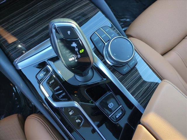 Certified 2023 BMW 530e 530e w/ Convenience Package image 12