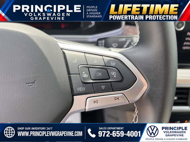 Used 2025 Volkswagen Taos SEL AWD/4WD image 16