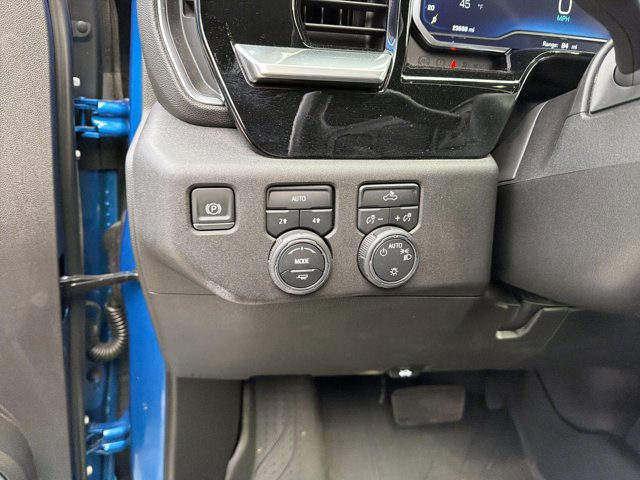 Used 2022 Chevrolet Silverado 1500 LT w/ Protection Package AWD/4WD image 16