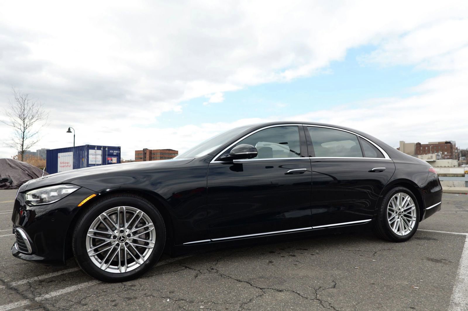 Used 2022 Mercedes-Benz S 580 4MATIC Sedan image 4