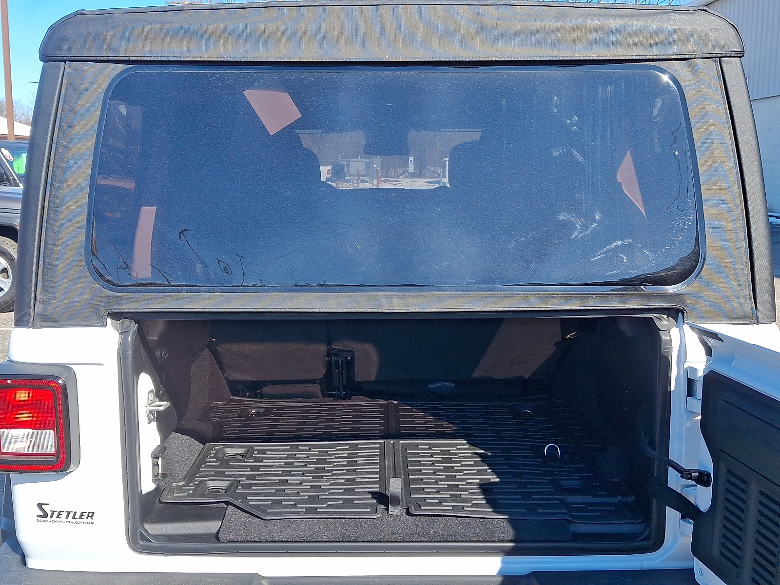 Used 2025 Jeep Wrangler Unlimited Sport image 30