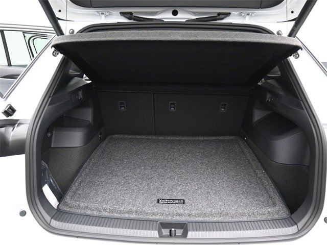New 2026 Volkswagen Tiguan SEL R-Line image 12