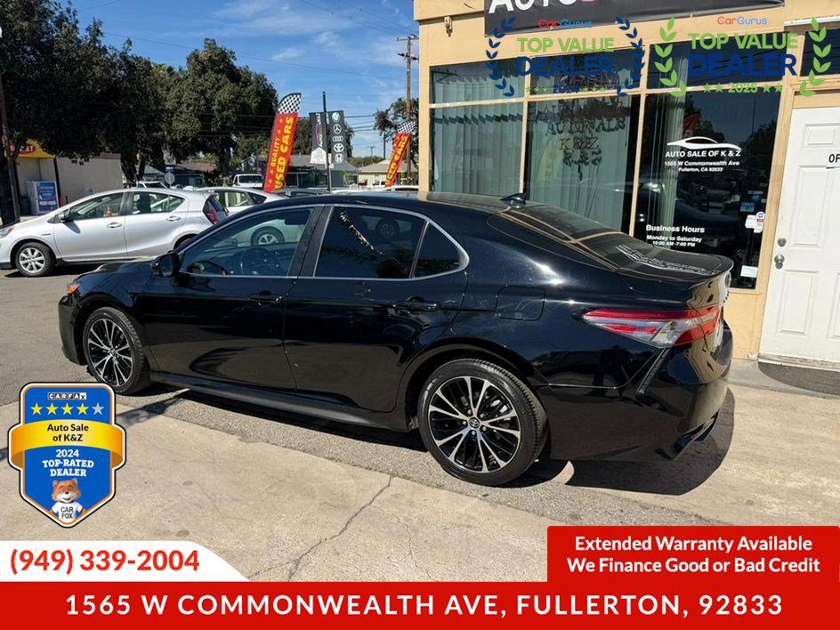 Used 2019 Toyota Camry SE FWD image 12