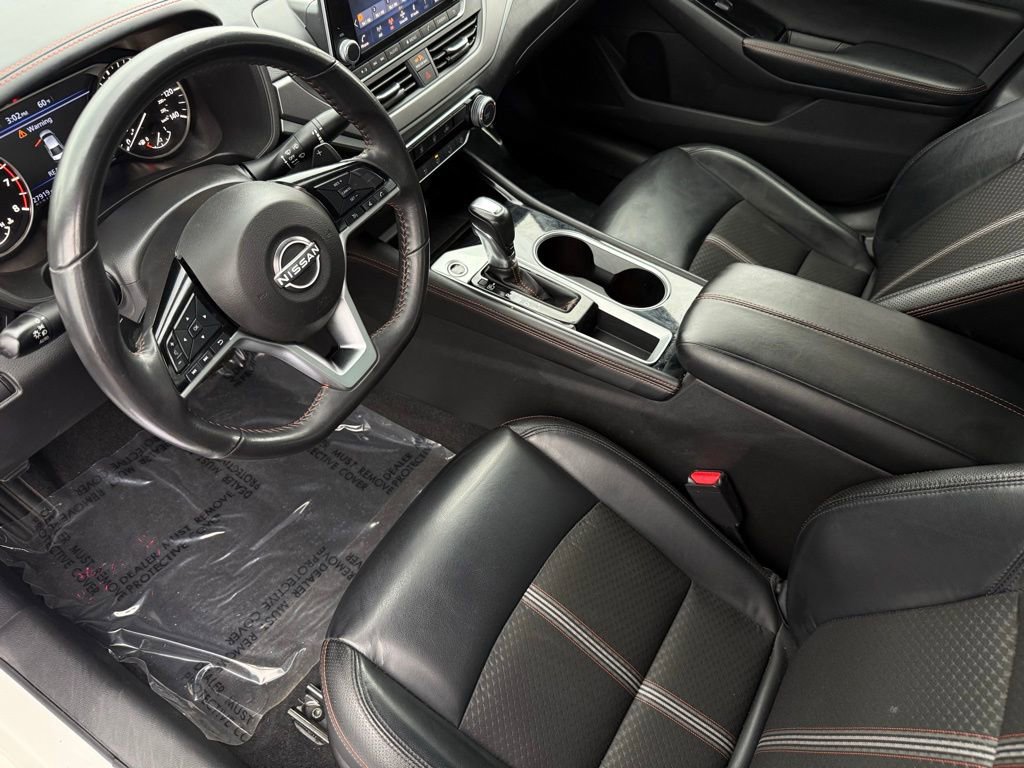 Used 2024 Nissan Altima 2.5 SR image 17