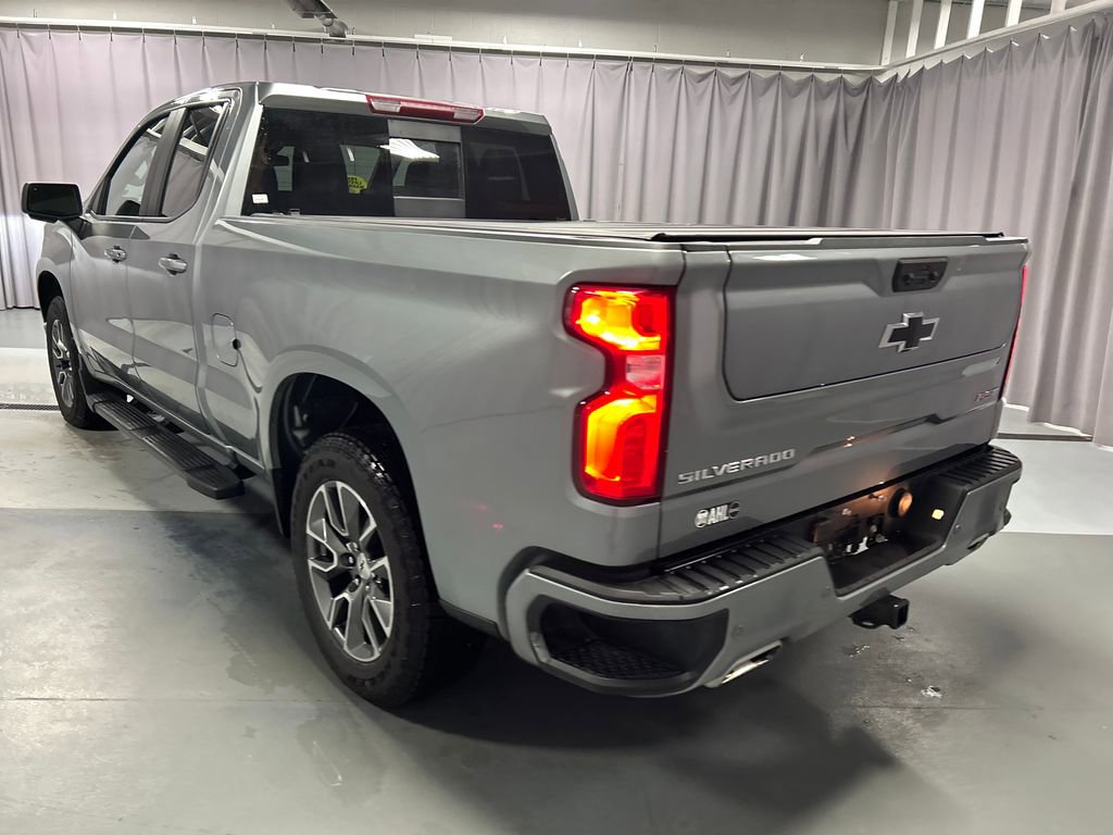 Used 2025 Chevrolet Silverado 1500 RST w/ Convenience Package II image 5