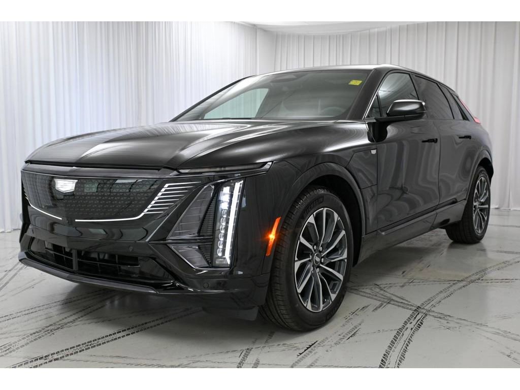 New 2025 Cadillac Lyriq Sport image 4