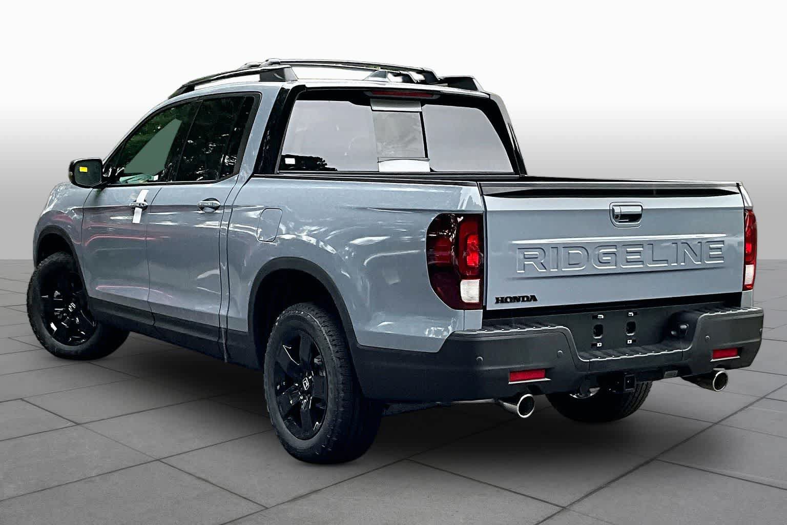 New 2026 Honda Ridgeline Black Edition image 7