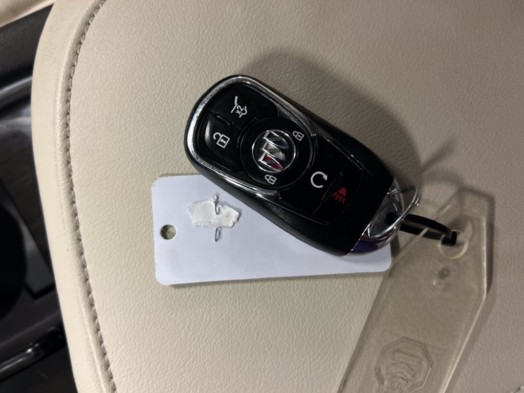 Used 2023 Buick Enclave Essence w/ LPO, Floor Liner Package FWD image 21