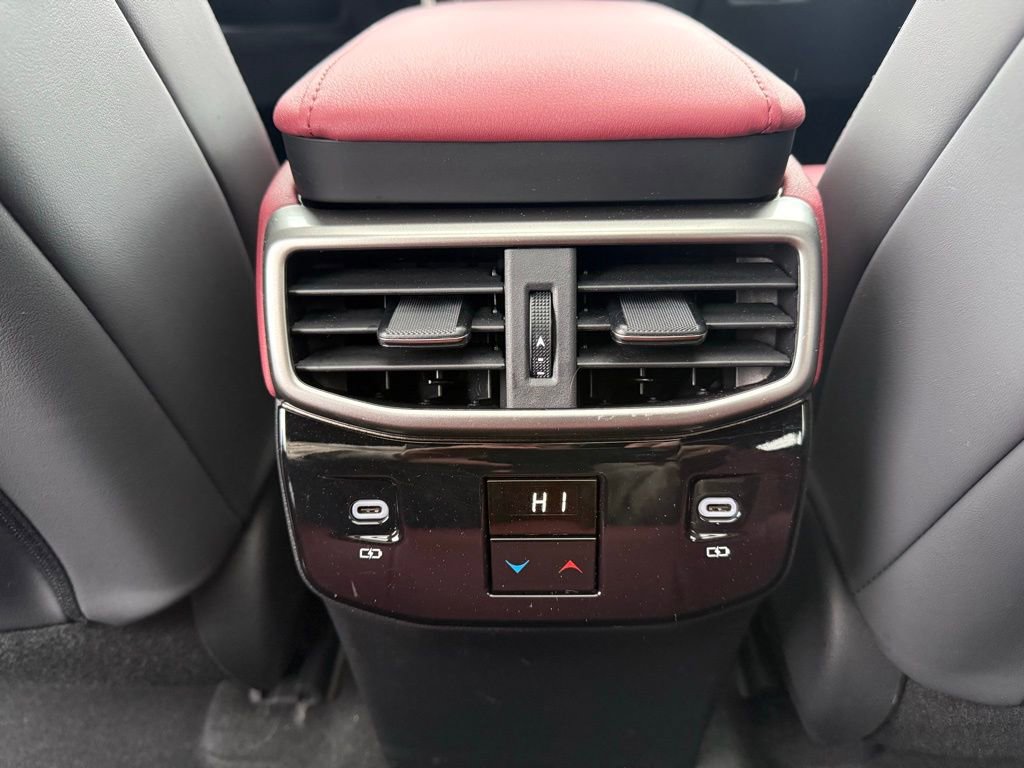 Used 2023 Lexus RX 500h F Sport image 17