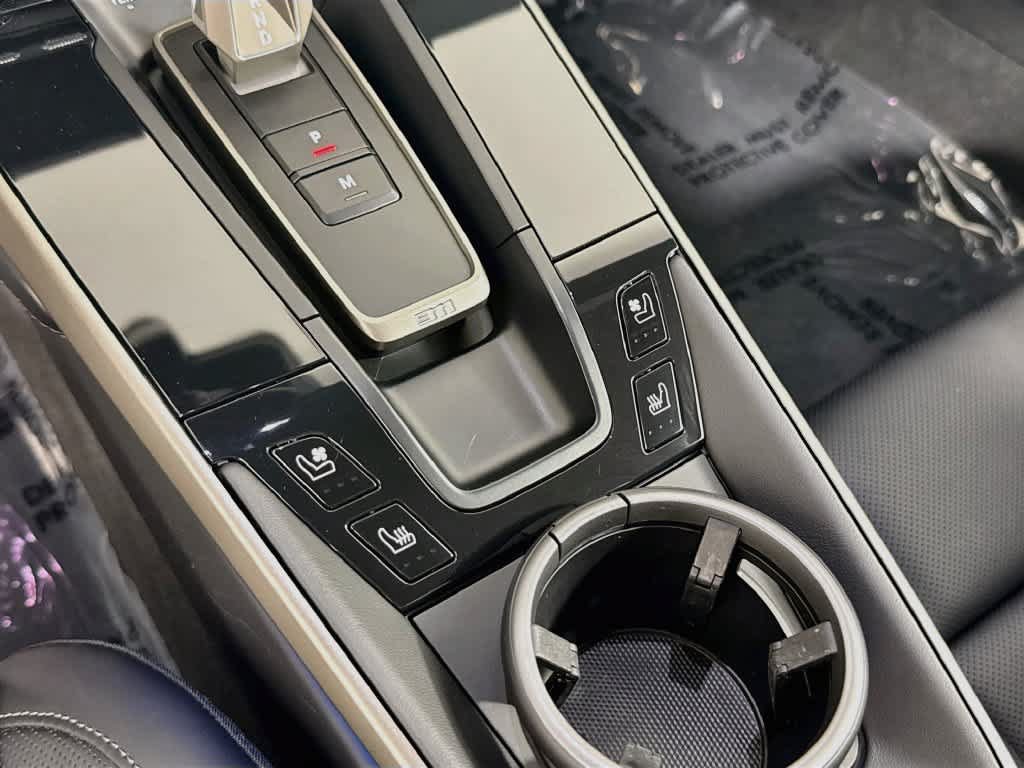 Certified 2025 Porsche 911 Turbo S AWD/4WD image 21