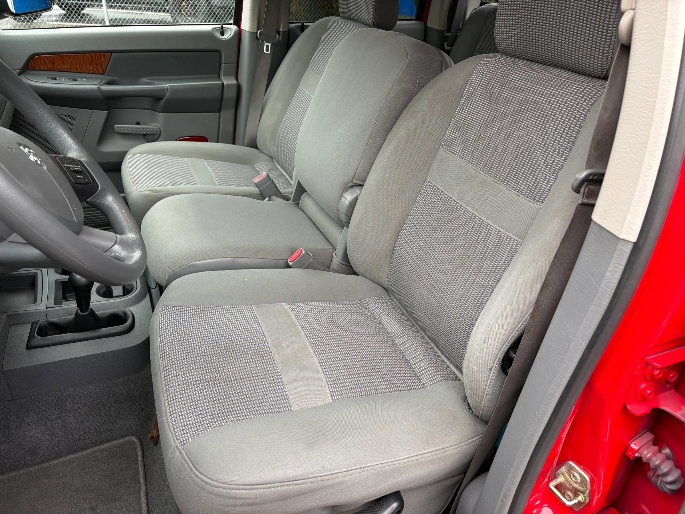 Used 2006 Dodge Ram 3500 Truck SLT image 14