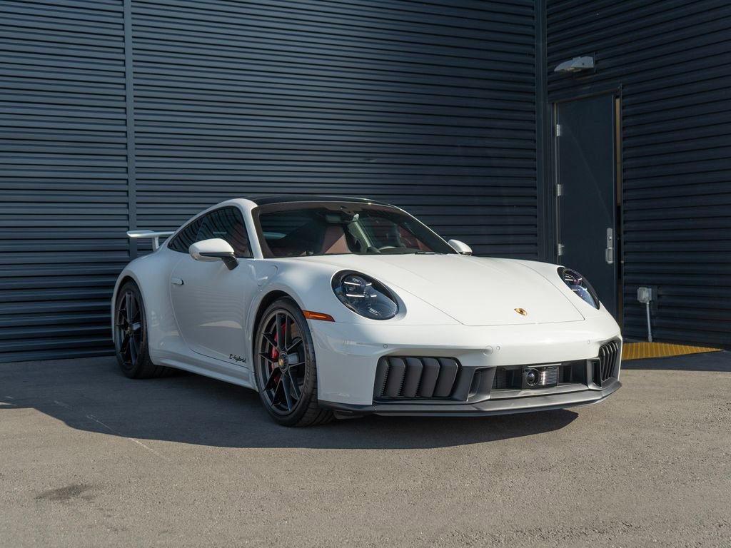 Used 2026 Porsche 911 Carrera GTS image 7