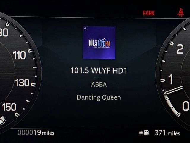 New 2026 Land Rover Defender 110 X-Dynamic SE image 10