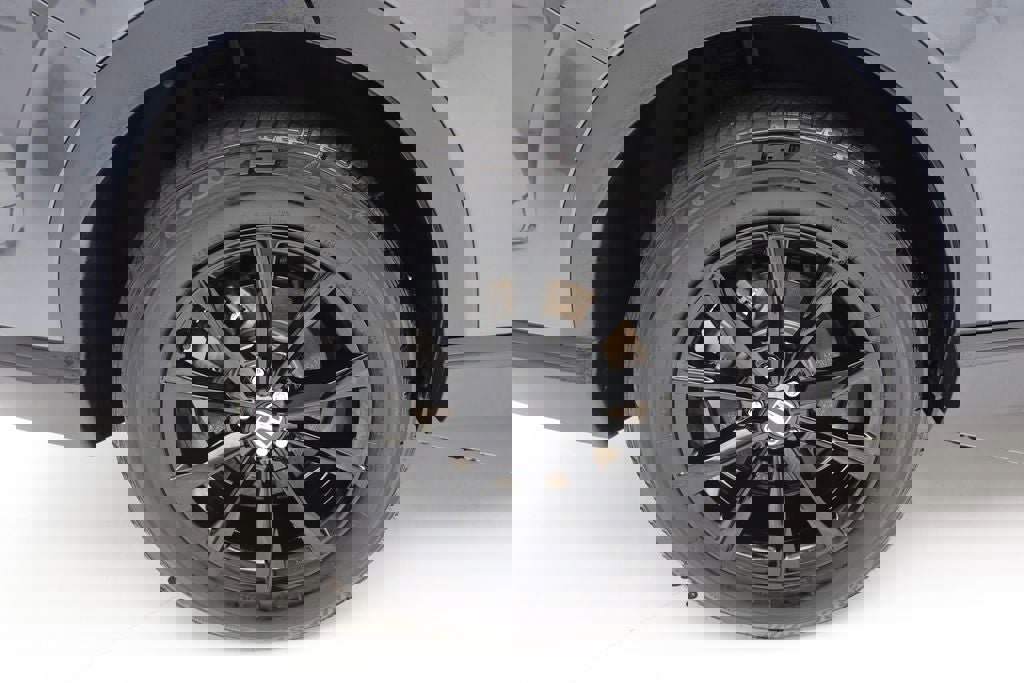 Used 2025 Honda CR-V Sport-L image 9