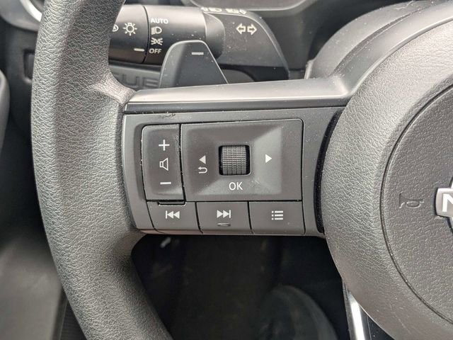 Used 2023 Nissan Rogue S FWD image 25