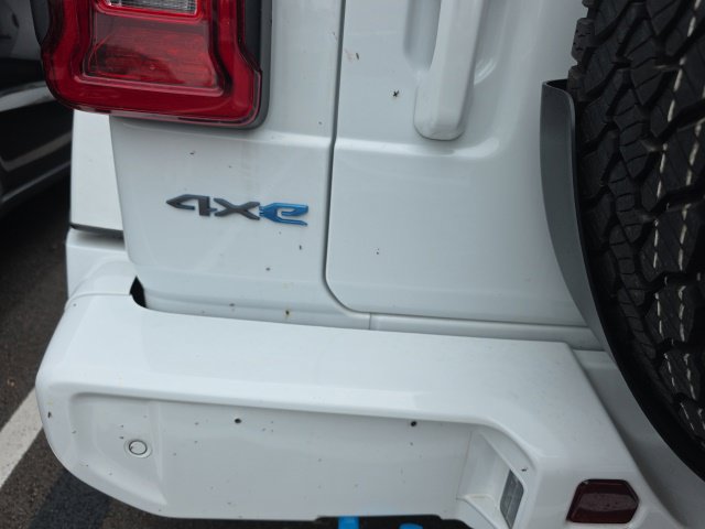 Used 2024 Jeep Wrangler High Altitude AWD/4WD image 13