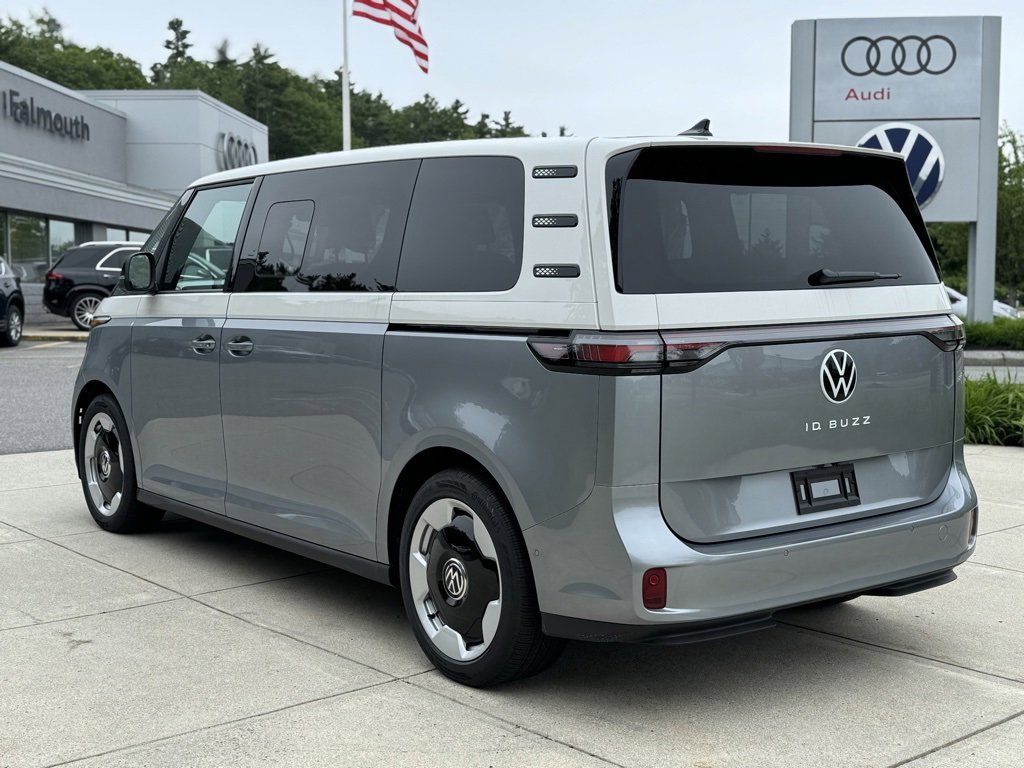 New 2025 Volkswagen ID. Buzz Pro S Plus image 16