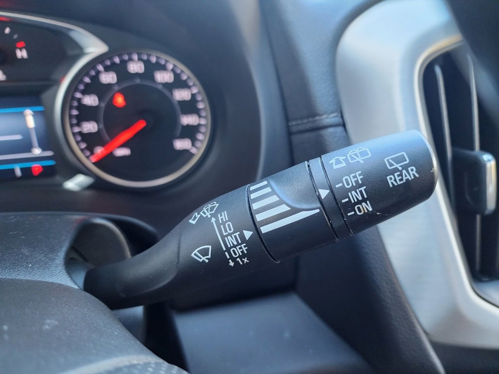 Used 2023 GMC Terrain SLE w/ Driver Convenience Package image 31