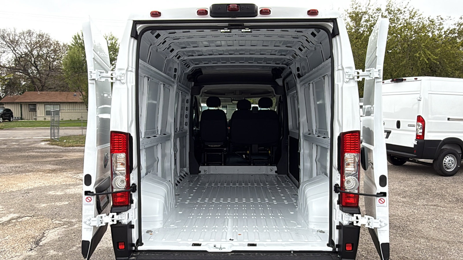 New 2026 RAM ProMaster 2500 image 14