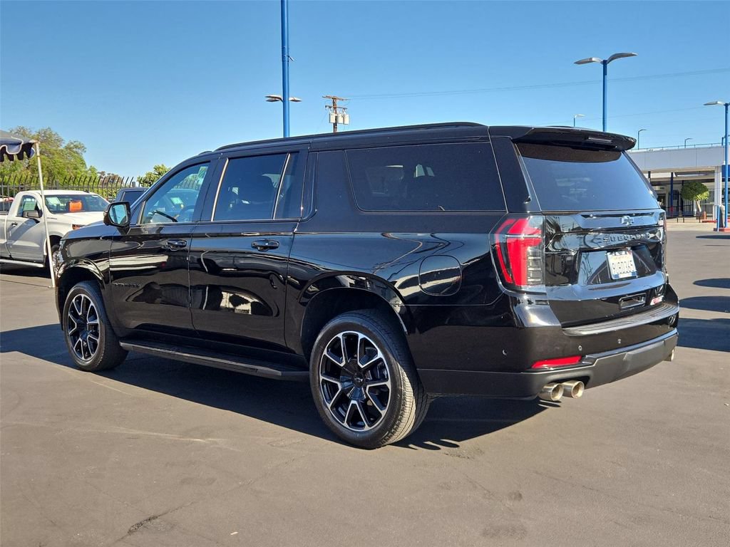 Certified 2025 Chevrolet Suburban RST w/ Sun And Tow Package RWD image 32